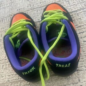 Nike sb dunk night of mischief